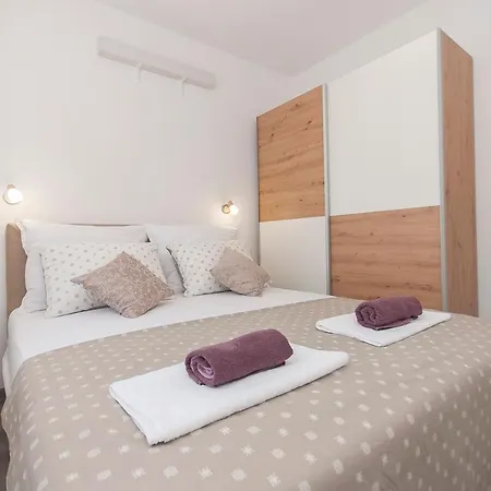 Deluxe White Angel Apartamento *